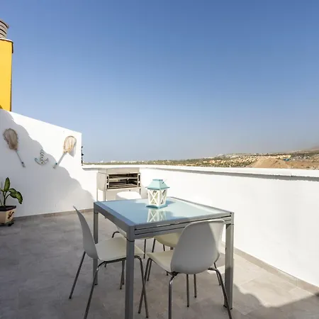 Emily Residential Cristianos أرونا