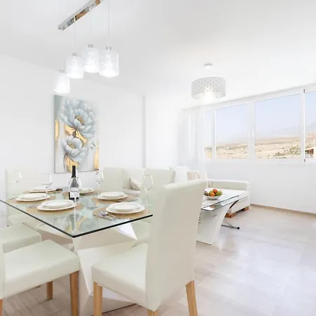 Apartman Emily Residential Cristianos *