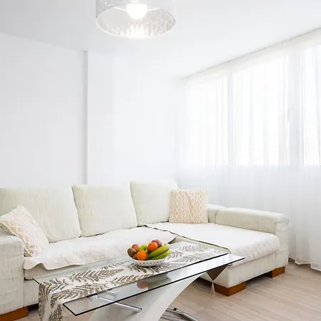 Apartman Emily Residential Cristianos *