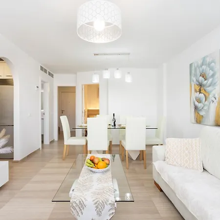 Emily Residential Cristianos * Arona