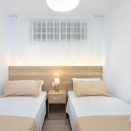 Emily Residential Cristianos Arona