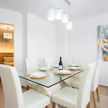 Emily Residential Cristianos Apartman